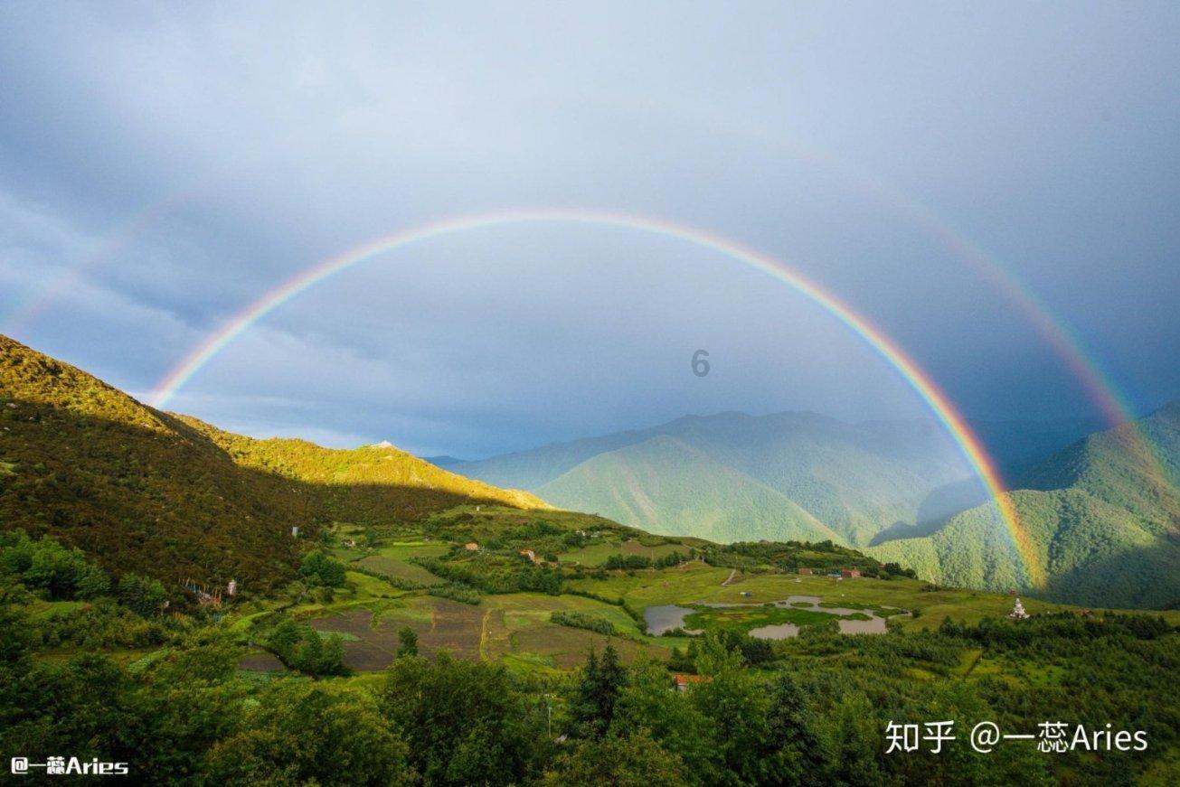 逃离破旧弃城